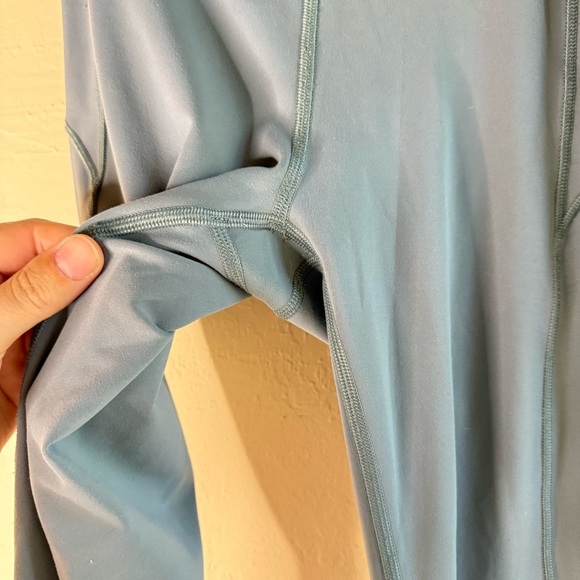 Lululemon In Movement 7/8 Tight Everlux 25" Utility Blue Size 4 W5ANXS - Picture 4 of 11